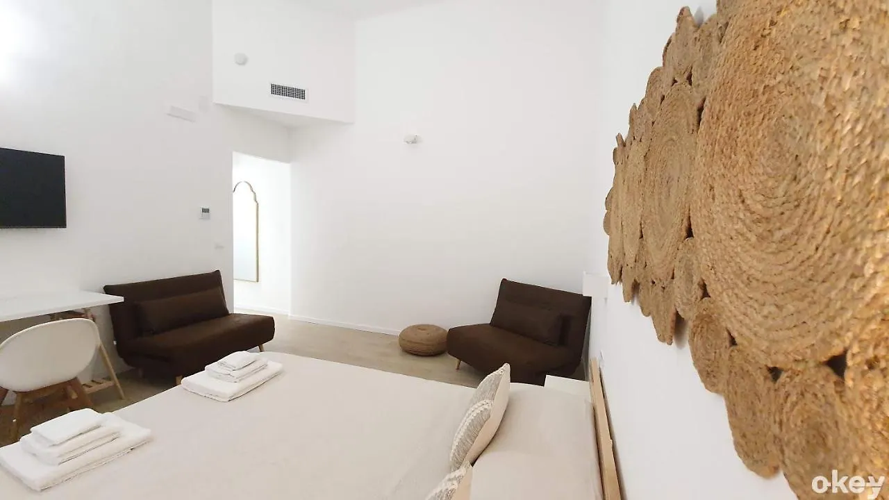 Guest house Dimora Beluga - Bari Centro Hotel Italy