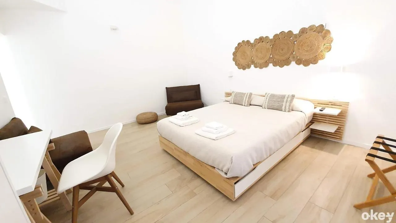 Dimora Beluga - Bari Centro Hotel