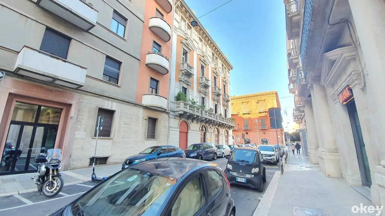 Hotel Dimora Beluga - Bari Centro 0*,  Italia